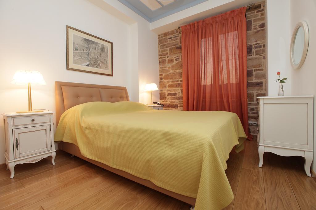 Avgerinos Hotel Kampochora  Zimmer foto