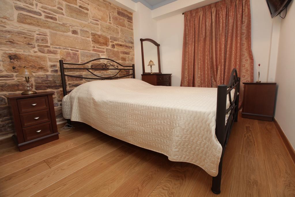 Avgerinos Hotel Kampochora  Zimmer foto